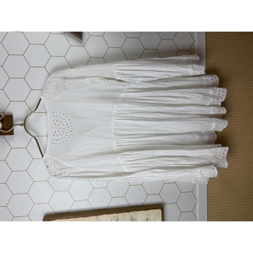 Free People White Sea Of Love Crochet Sparkle Button Tunic Top - Size - Small - Picture 3 of 6